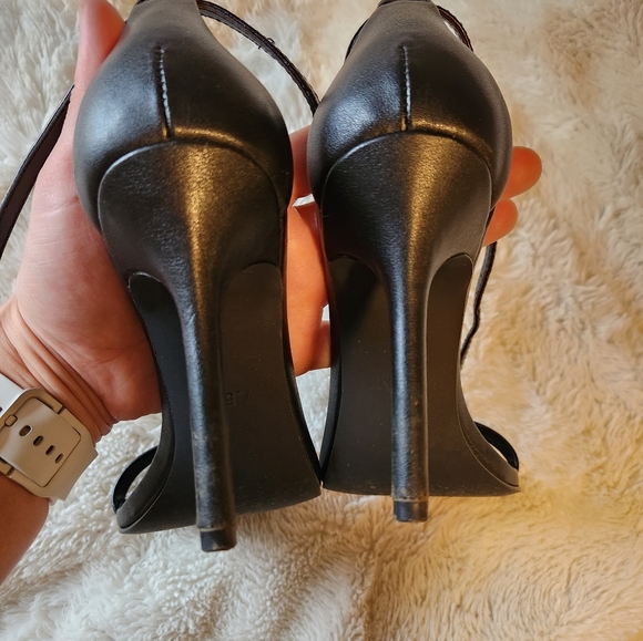 Steve Madden square toed heels - Picture 6 of 11